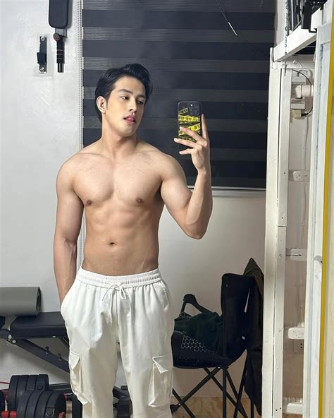 pinoyspotted (@pinoyspotted21) .